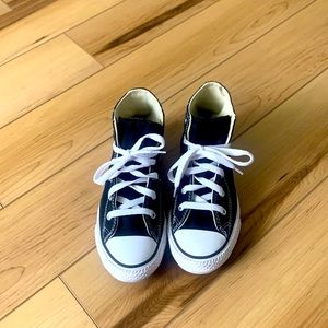 Girls Hightop Converse